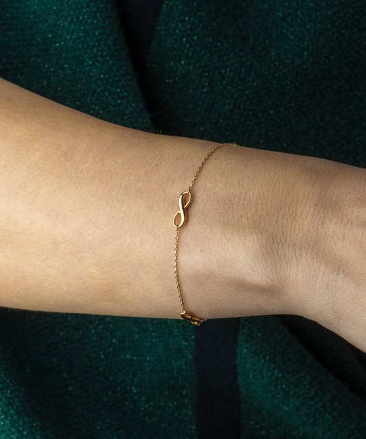 Gold bracelet