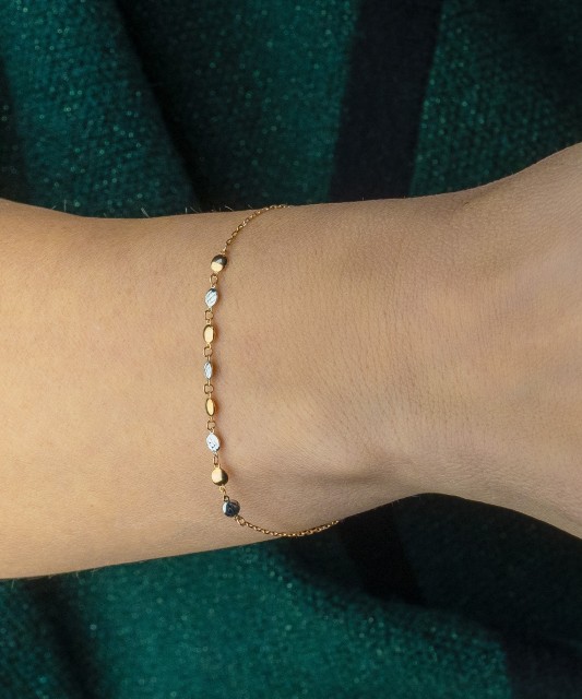 Gold bracelet