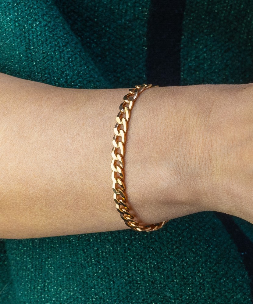 Gold bracelet "Curb" 8.3mm