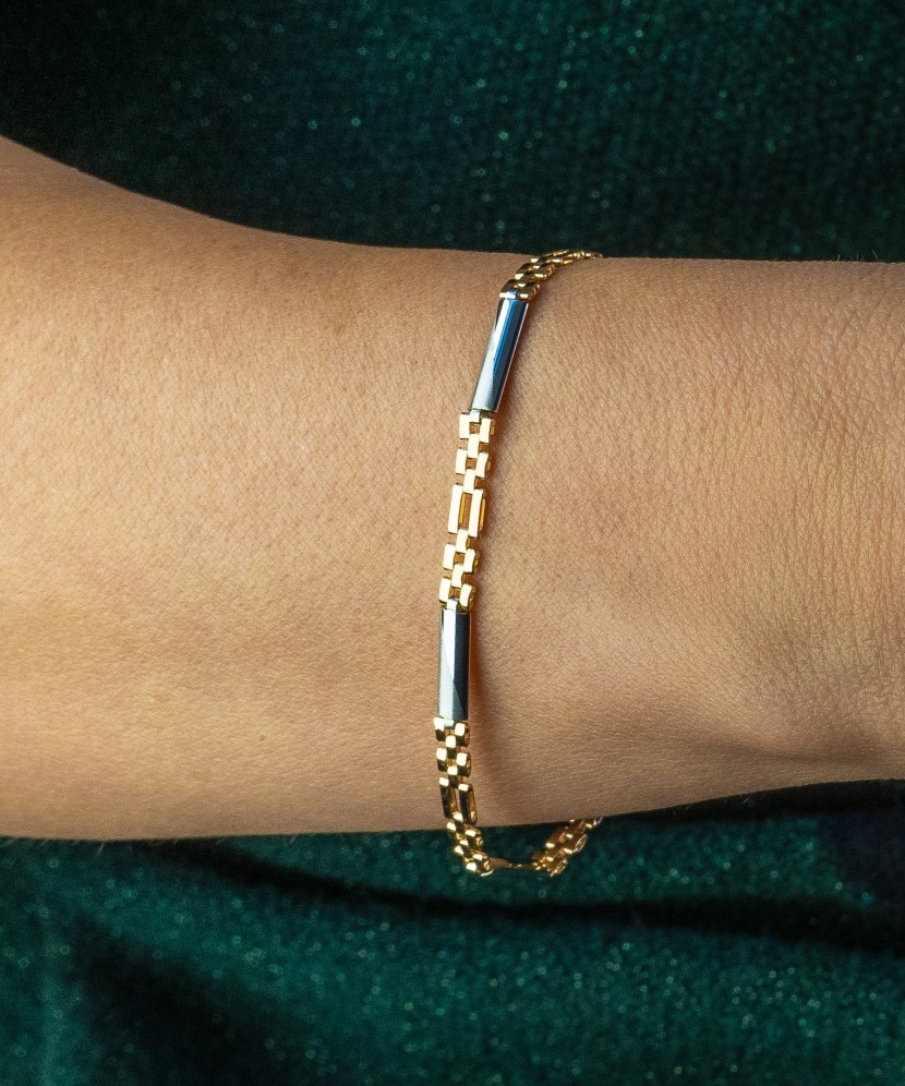 Gold bracelet