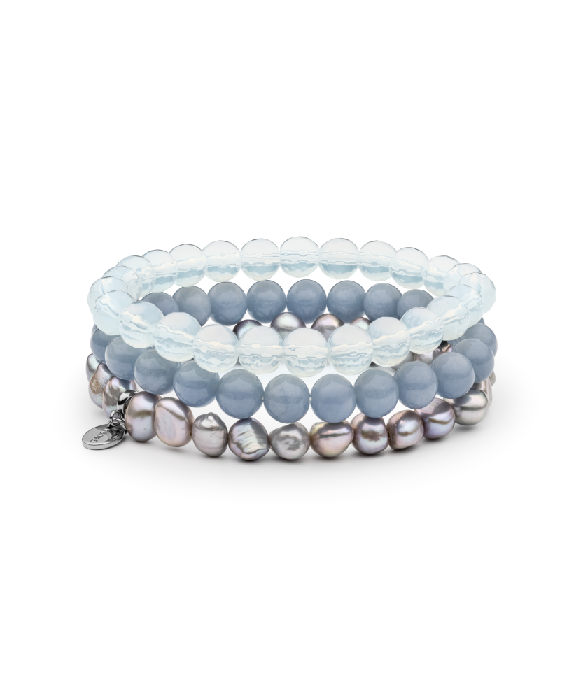 Bracelet with opal, angelite and pearls