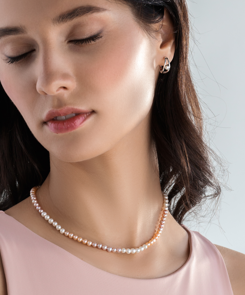 Pearl necklaces with silver