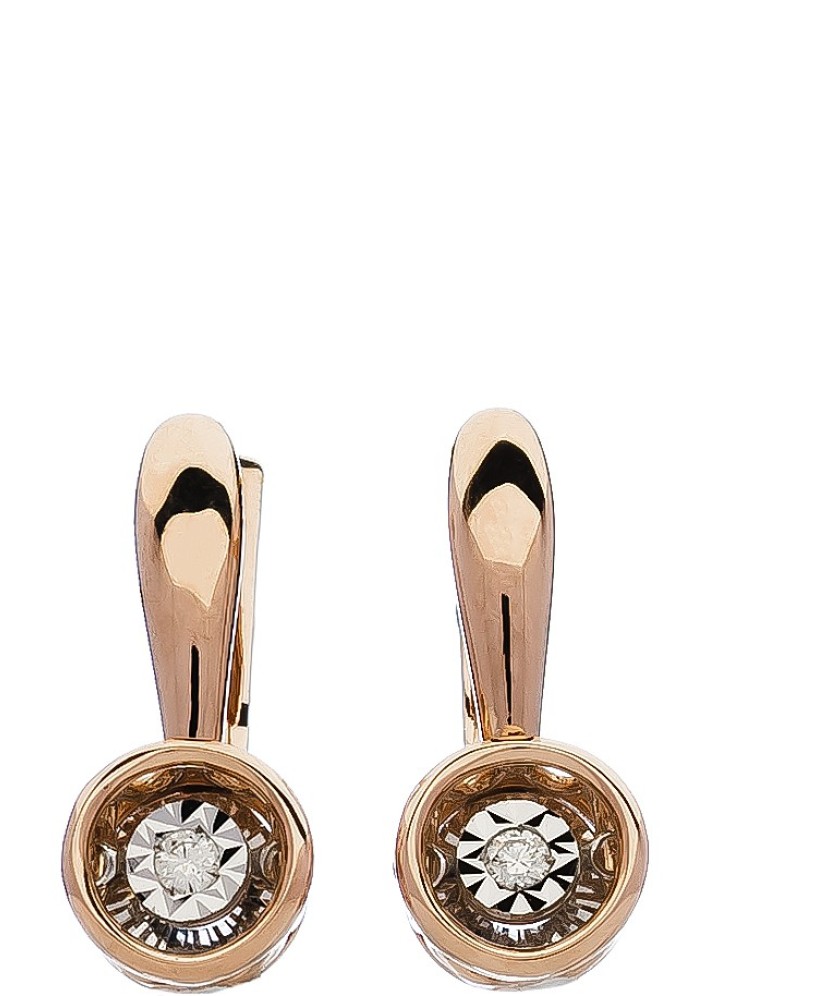 Gold earrings with diamond