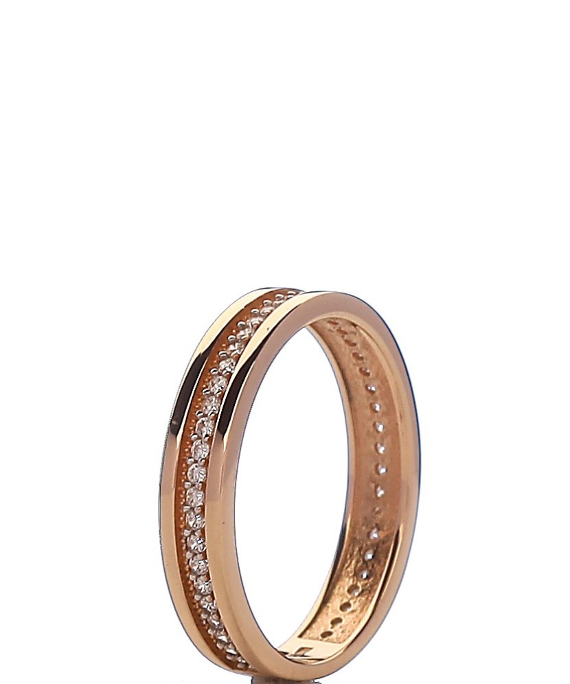 Gold ring with zircons