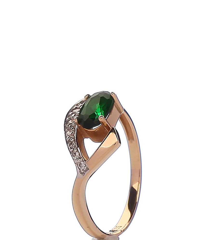 Gold ring with zircons