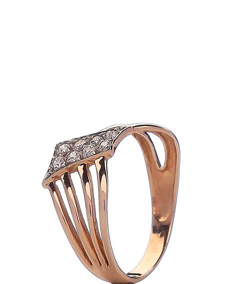 Gold ring with zircons
