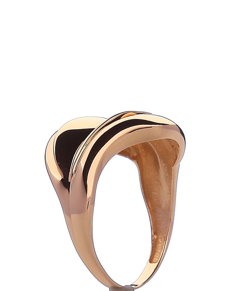 Gold ring 