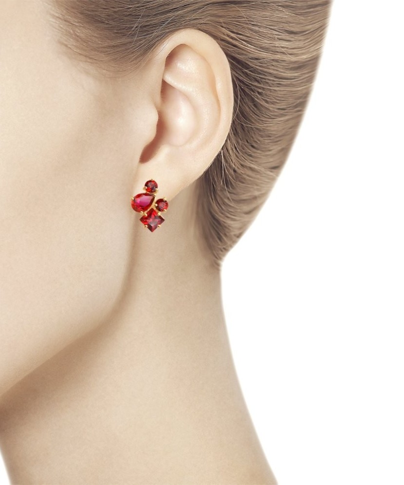 Gold earrings with topazes