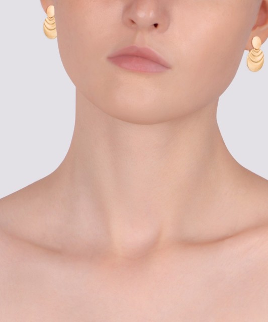 Gold earrings