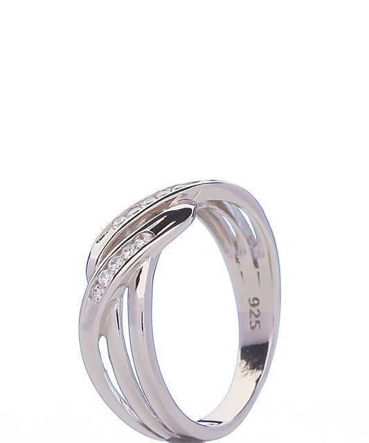 Sterling silver ring with zircons