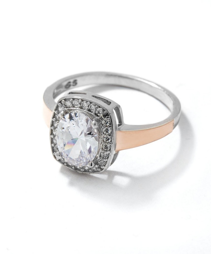 Gold plated Sterling silver ring with zircons 