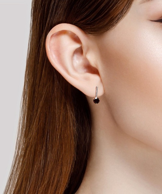 Auksiniai auskarai su granatais ir cirkoniais