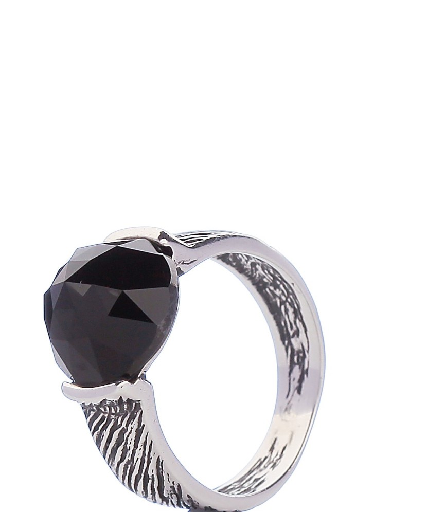 Sterling silver ring with crystal
