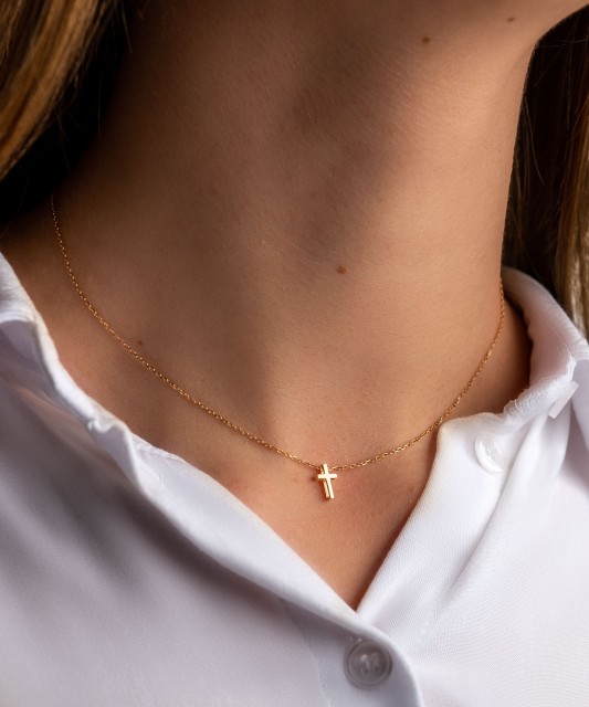 Gold chain with pendant "cross"