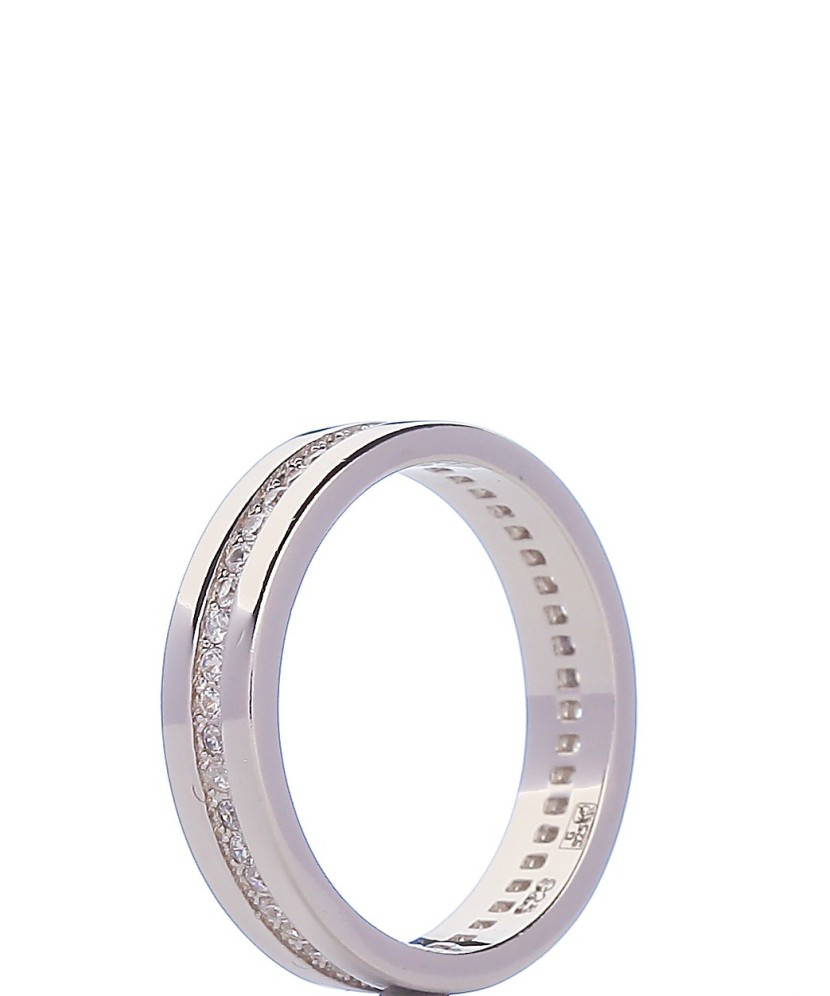 Sterling silver ring with zircons