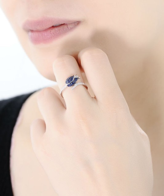 Sidabrinis žiedas su cirkoniais - Sidabriniai žiedai - Goldinga