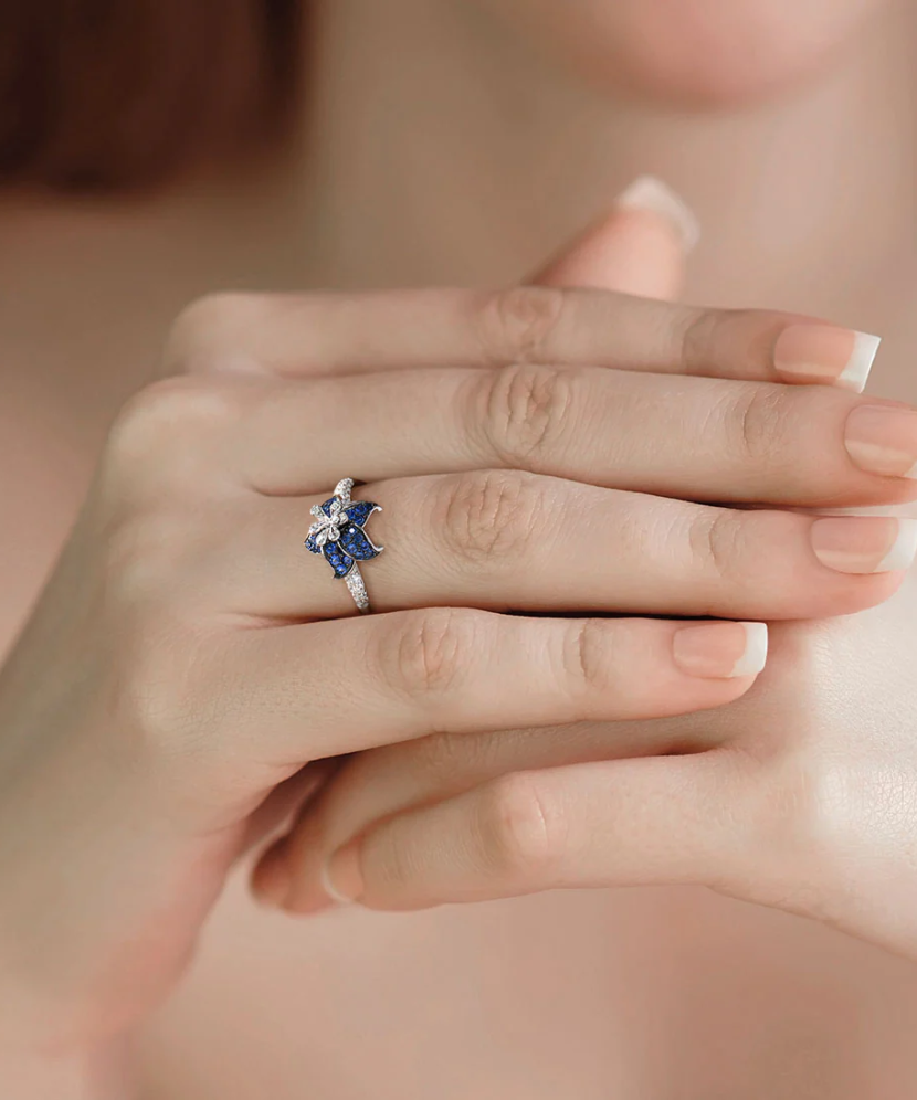 Sterling silver ring with zircons "Flower"