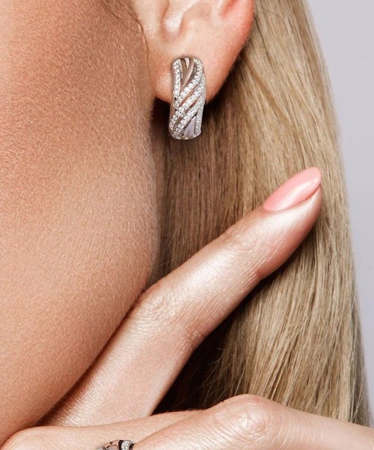 Sterling silver earrings with zircons