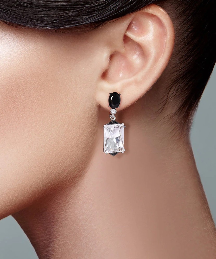 Sterling silver earrings with zircons