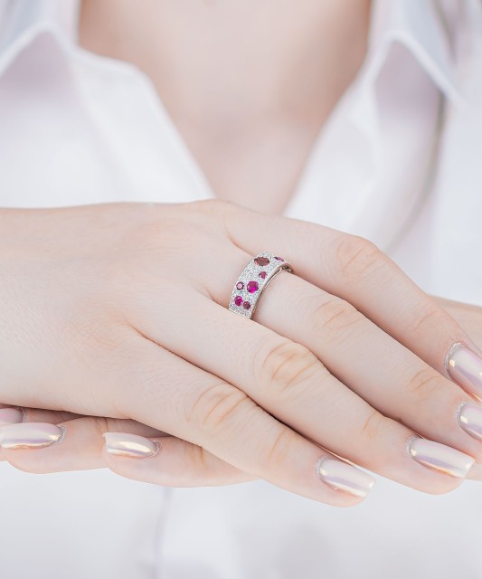 Sterling Silver ring with zircons and nano ruby