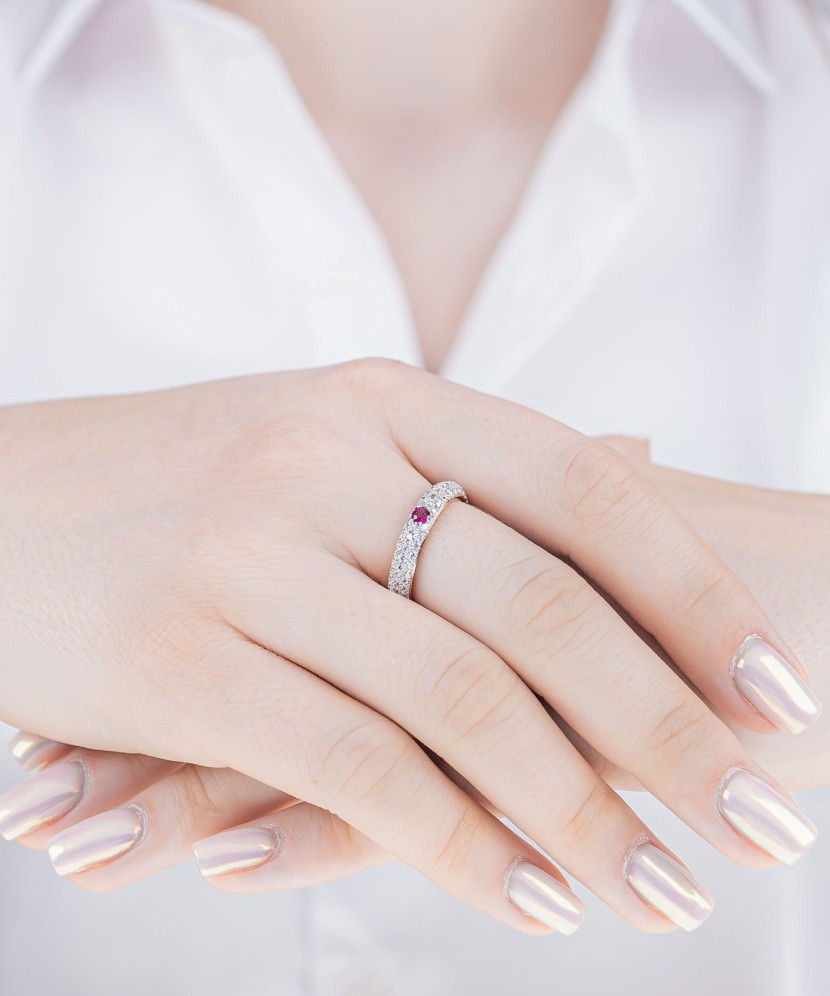 Gilded Sterling Silver ring with zircons and nano ruby