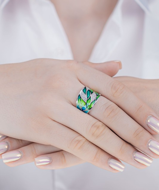 Sterling silver ring with enemal and zircons