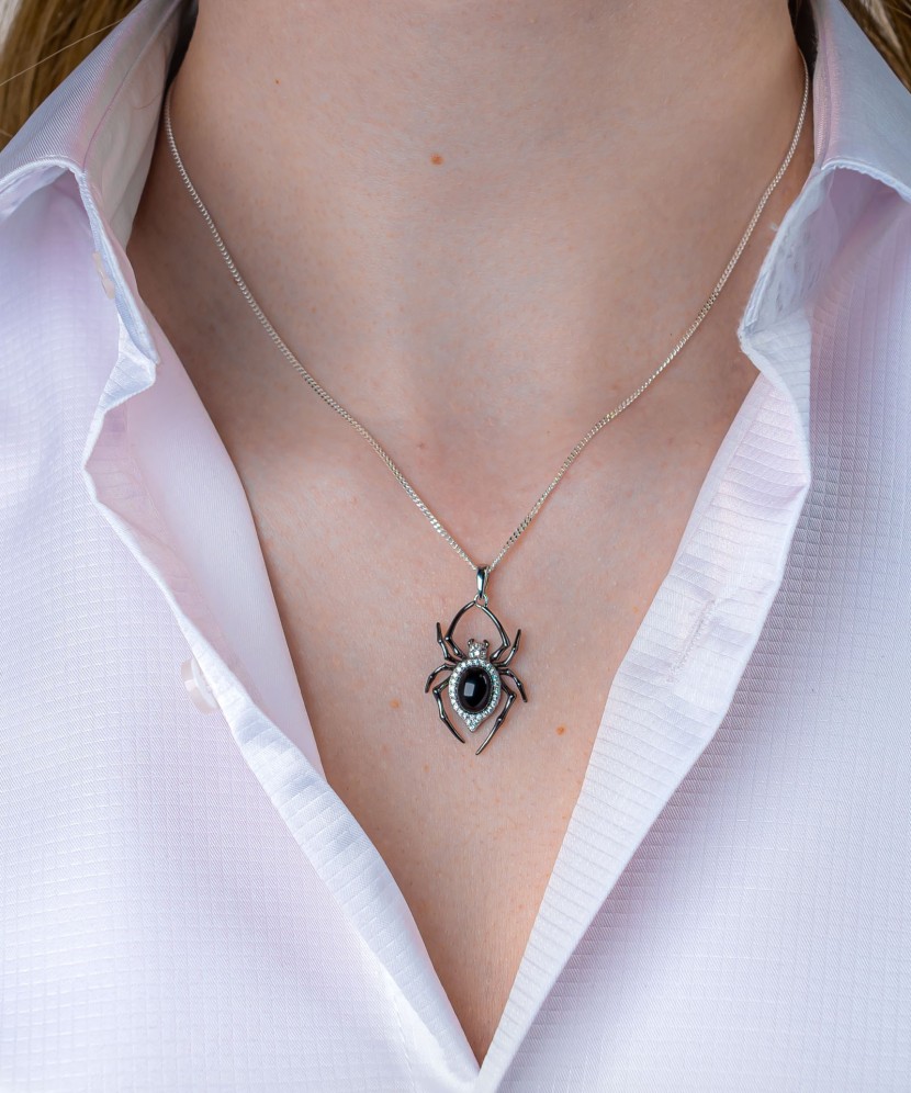 Sterling Silver pendant with agate and zircons "Spider"