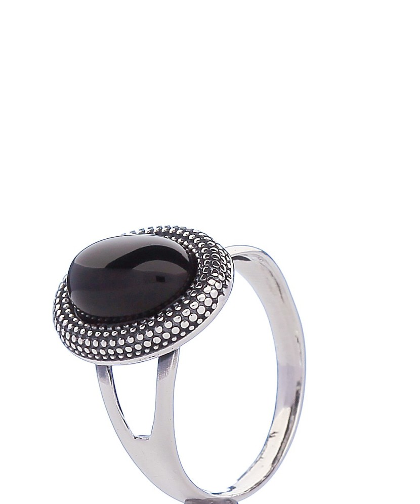 Sterling silver ring with onyx