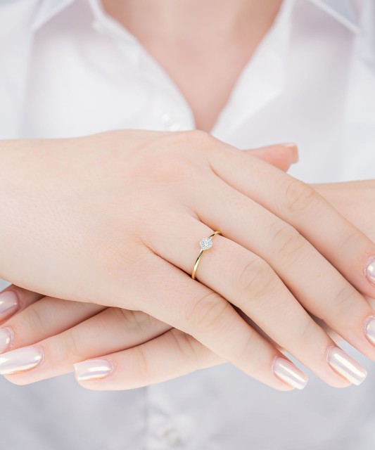 Yellow Gold ring with diamonds