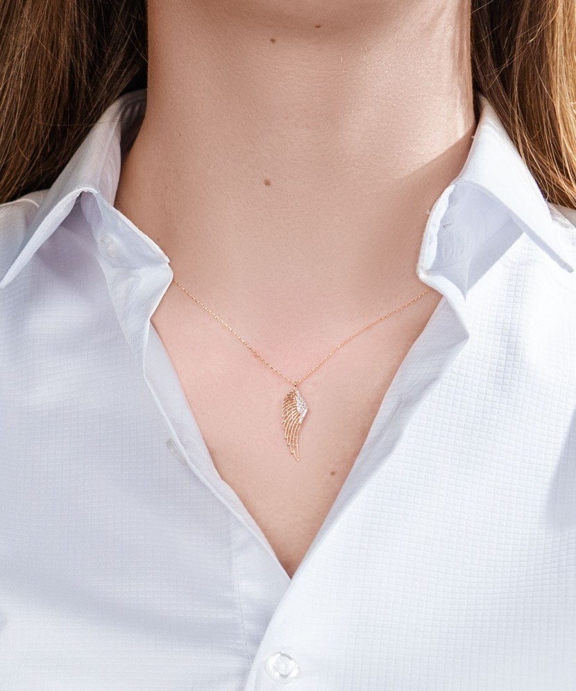 Gold chain with zirconium pendant "Angel wing"
