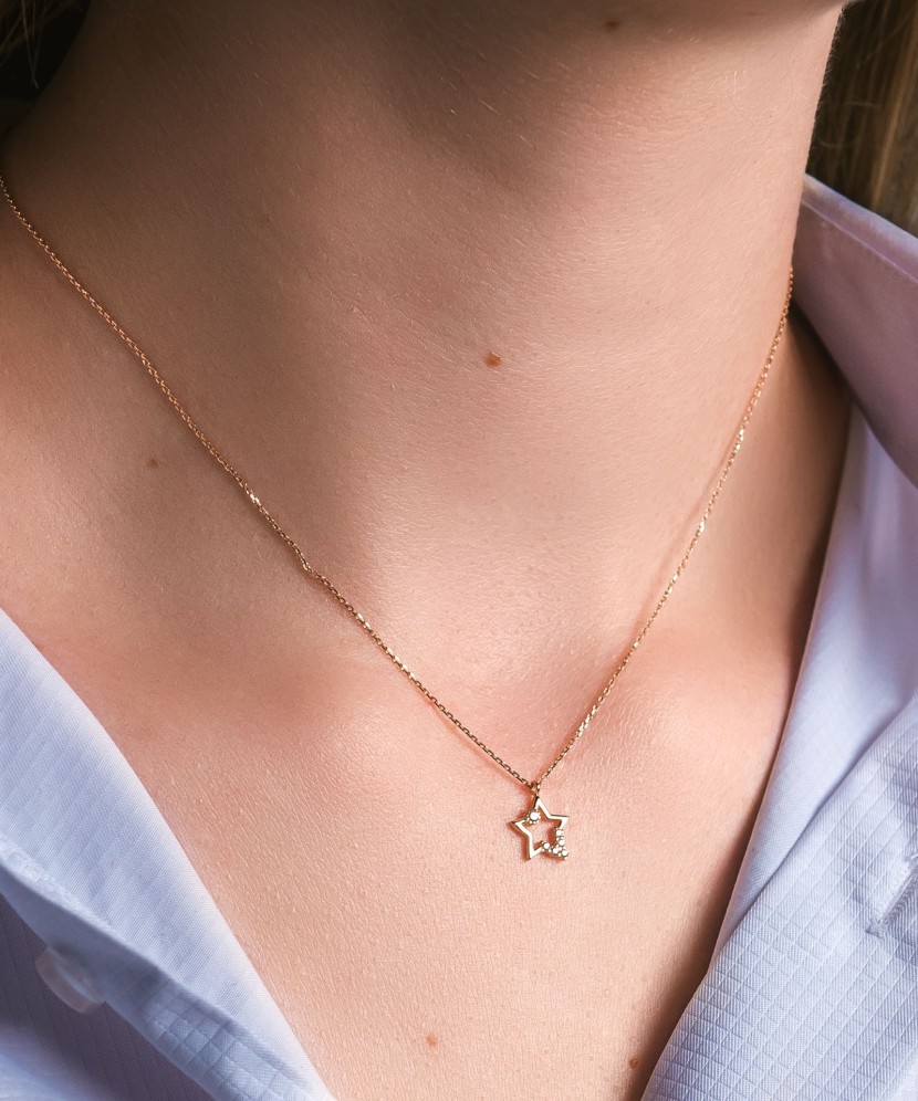 Gold chain with zirconium pendant "Star"