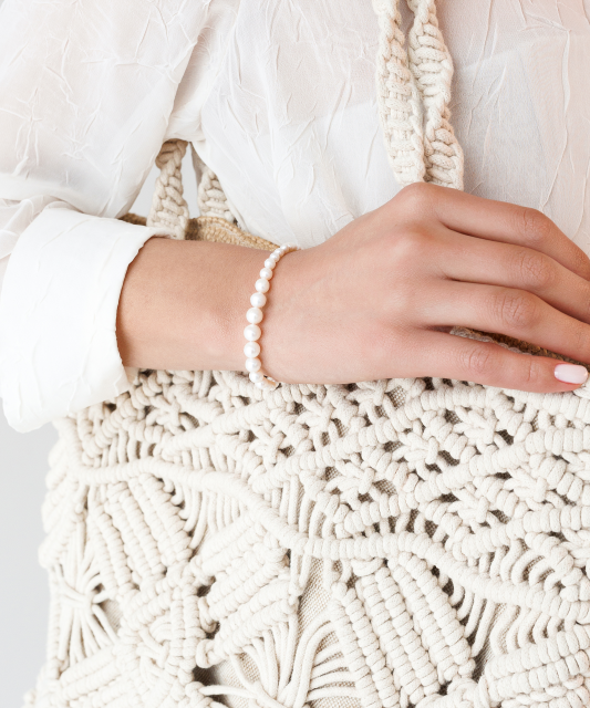 Helmirannekoru hopealla