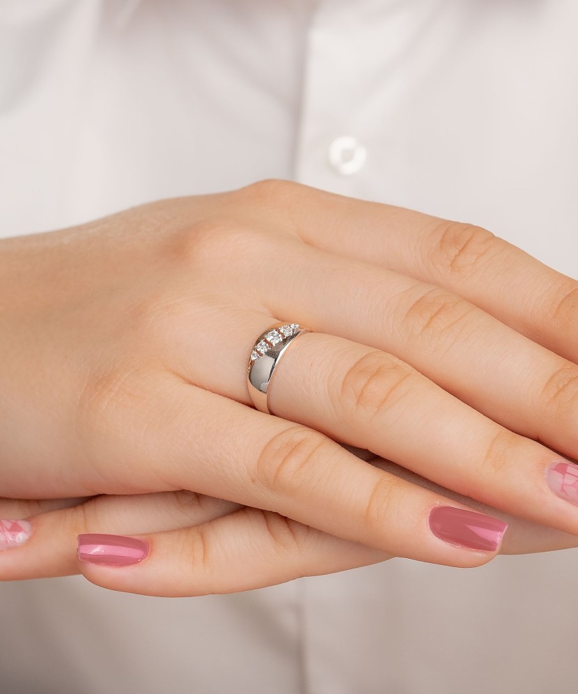 Auksinis žiedas su cirkoniais  - Goldinga