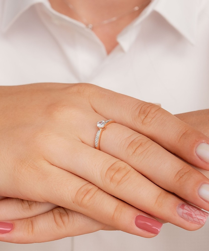 Auksinis žiedas su cirkoniais  - Goldinga