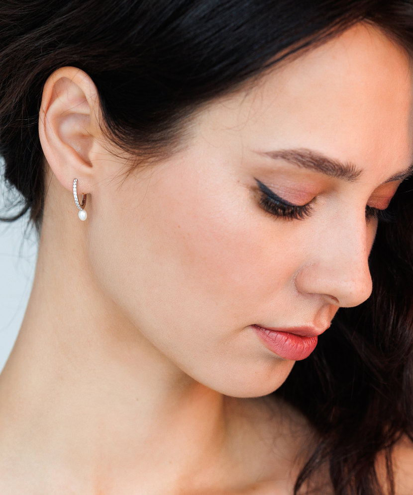 Sterling silver earrings with pearls and zircons