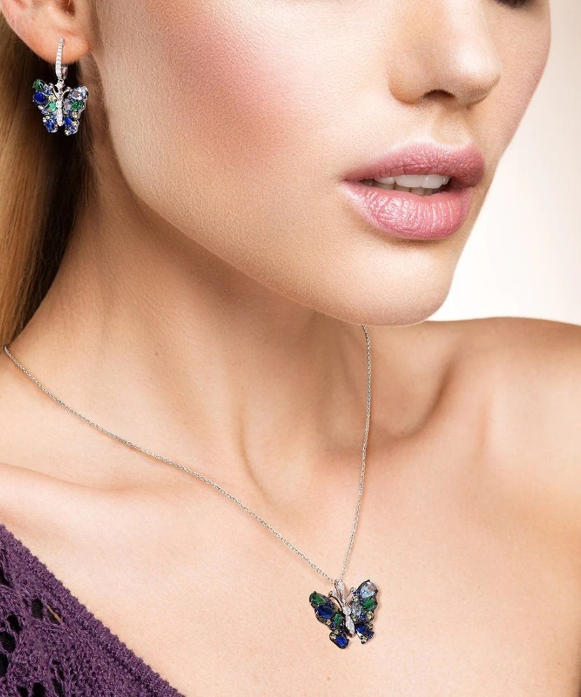 Hopeariipus zirkoneilla "Perhonen"