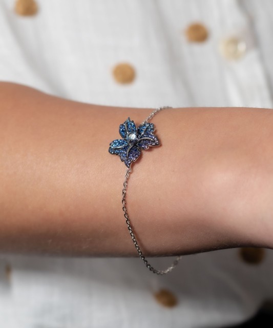 Sterling Silver bracelet with zircons