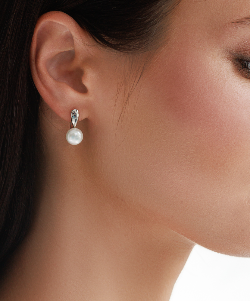 Sterling silver earrings with pearls