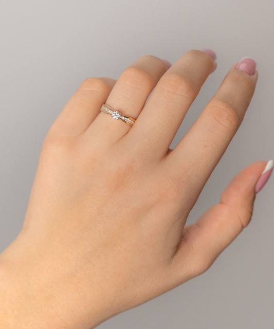 Auksinis žiedas su cirkoniais  - Goldinga