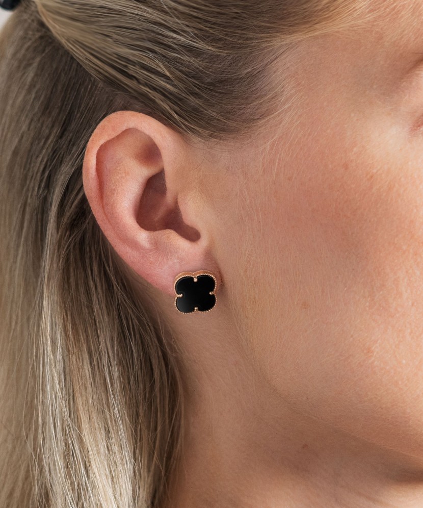 Gold earrings with onyx 14mm