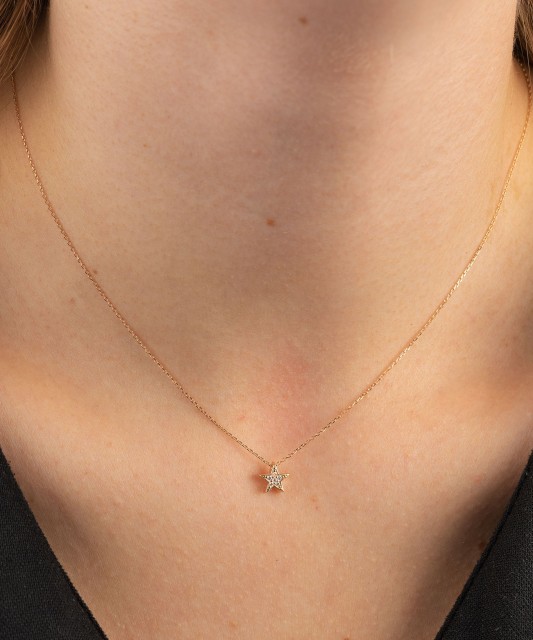 Gold chain with zirconium pendant "Star"