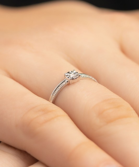 Sterling silver ring with diamonds