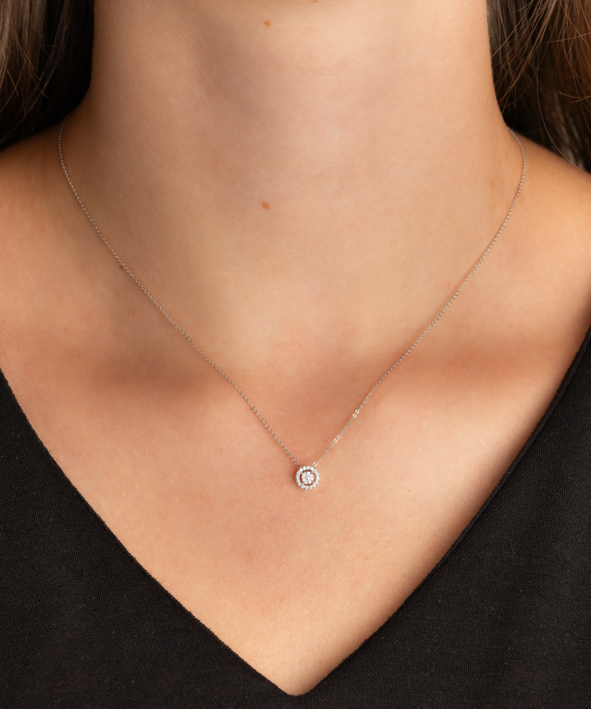 White gold chain with diamond pendant