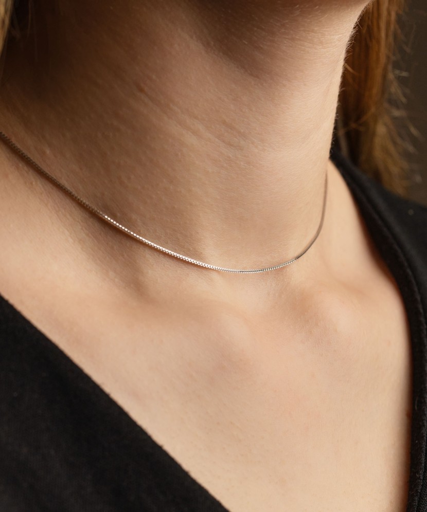 Valkokultaketju "Box" 0.8mm