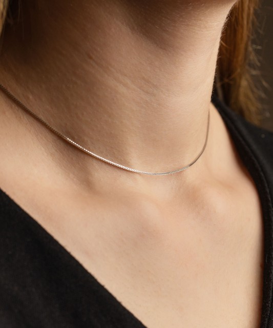 White gold chain "Box" 0.8mm