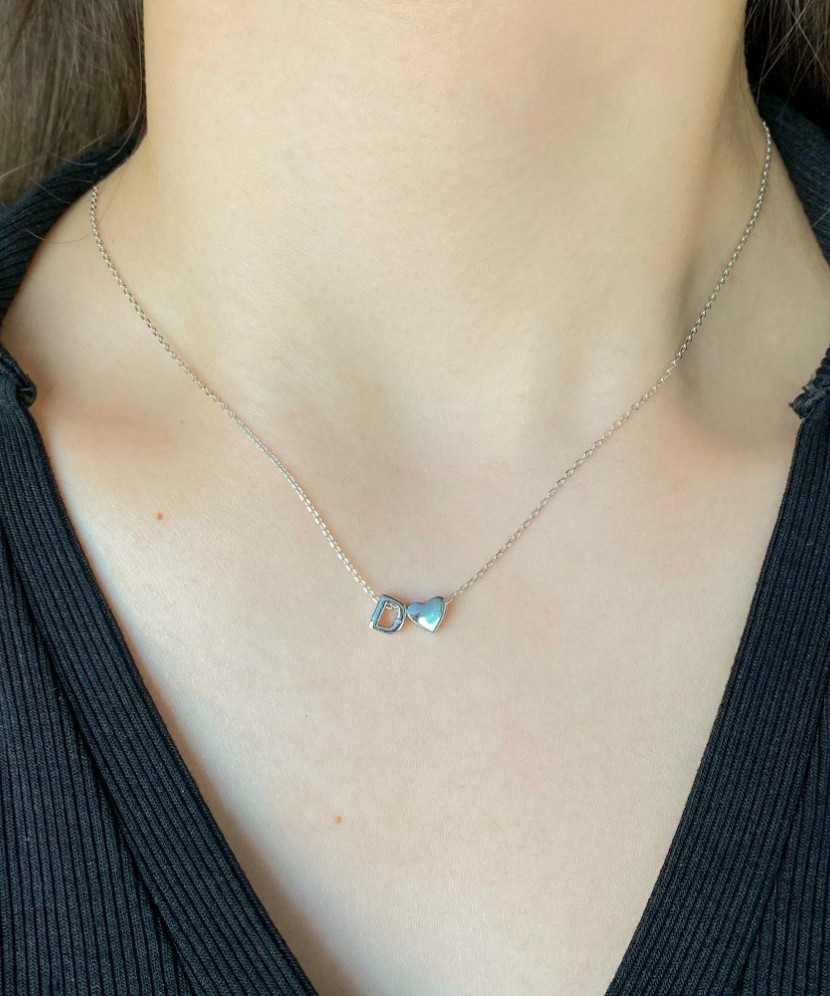 Sidabrinė Grandinėlė Su Pakabuku Raidė D