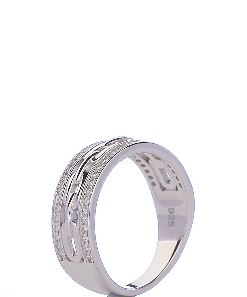 Sterling silver ring with zircons
