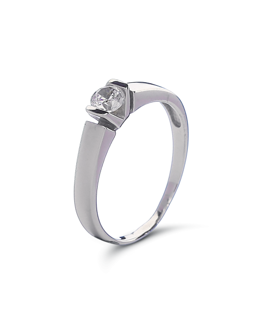 Gold ring with zircons