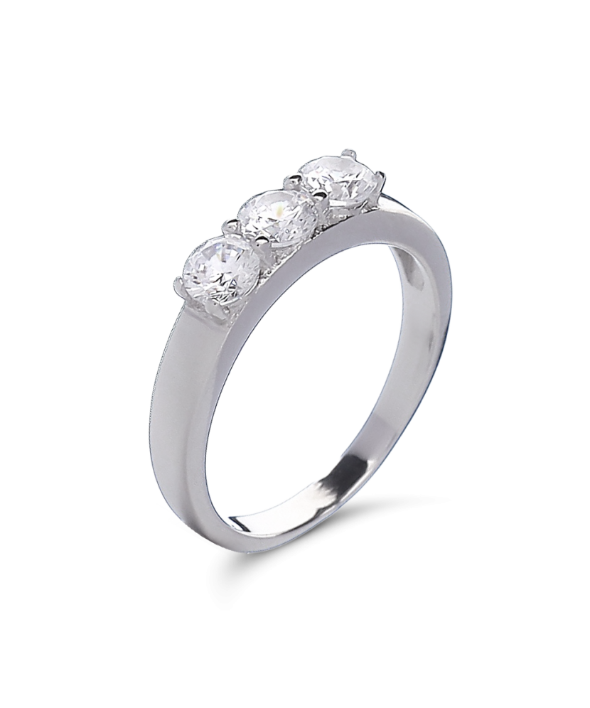 Sterling silver ring with zircons