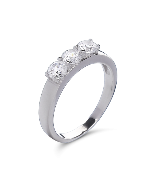 Sterling silver ring with zircons